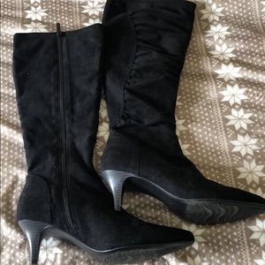 Black Suede-like boots!